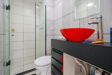 Apartamento para alugar com 48m², 2 quartos e 1 vaga Apartamento para alugar com 48m², 2 quartos e 1 vagaBanheiro
