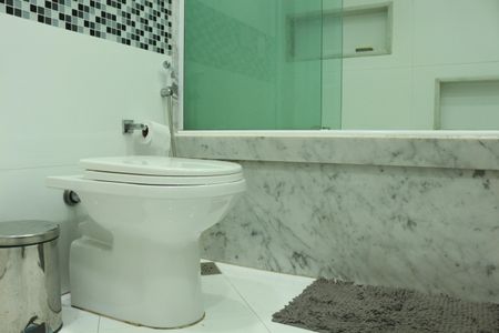 Apartamento para alugar com 80m², 2 quartos e sem vagaBanheiro