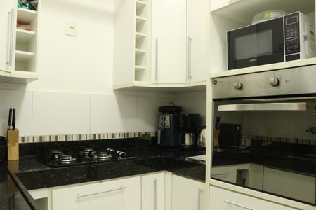 Apartamento para alugar com 80m², 2 quartos e sem vagaCozinha