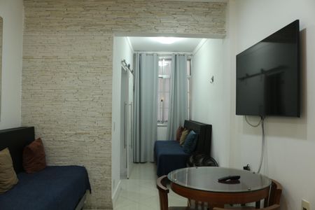 Sala de apartamento para alugar com 2 quartos, 80m² em Copacabana, Rio de Janeiro