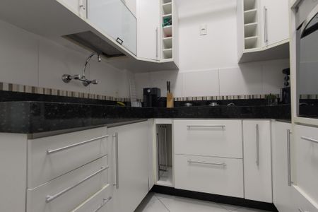 Apartamento para alugar com 80m², 2 quartos e sem vagaCozinha