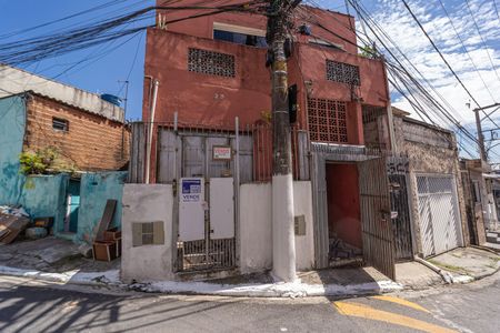 Casa à venda com 100m², 2 quartos e 1 vagaFachada