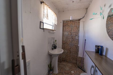 Casa à venda com 100m², 2 quartos e 1 vagaBanheiro
