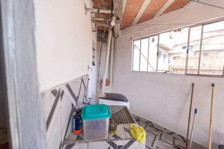 Casa à venda com 100m², 2 quartos e 1 vagaÁrea de Serviço