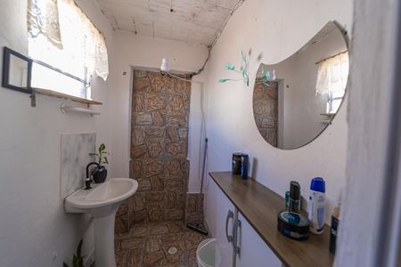 Casa à venda com 100m², 2 quartos e 1 vagaBanheiro