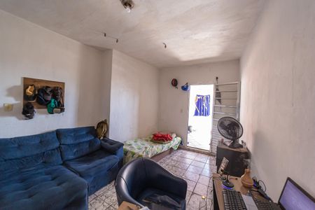 Casa à venda com 100m², 2 quartos e 1 vagaSala/Quarto