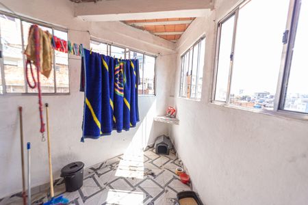 Casa à venda com 100m², 2 quartos e 1 vagaÁrea de Serviço