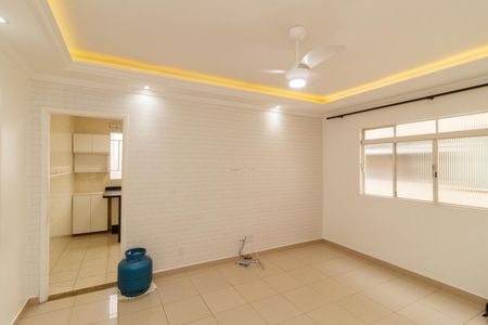 Sala de apartamento para alugar com 2 quartos, 60m² em Jardim Virginia Bianca, São Paulo