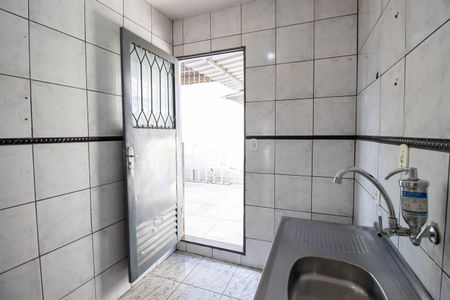 Casa para alugar com 60m², 2 quartos e sem vagaCozinha