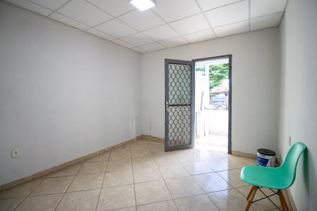 Casa para alugar com 60m², 2 quartos e sem vagaSala