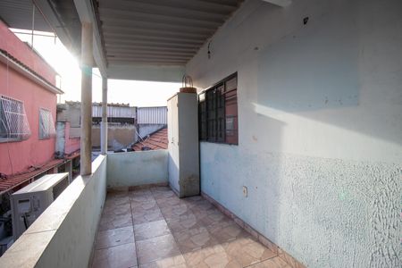 Casa para alugar com 60m², 2 quartos e sem vagaVaranda