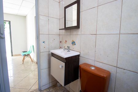 Casa para alugar com 60m², 2 quartos e sem vagaBanheiro