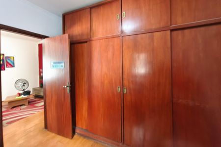 Casa à venda com 190m², 3 quartos e 3 vagas Casa à venda com 190m², 3 quartos e 3 vagasQuarto 3