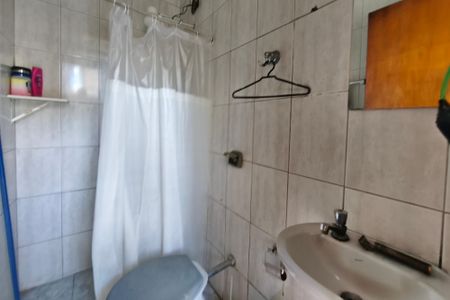 Casa à venda com 190m², 3 quartos e 3 vagas Casa à venda com 190m², 3 quartos e 3 vagasBanheiro de serviço
