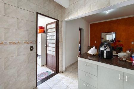 Casa à venda com 190m², 3 quartos e 3 vagas Casa à venda com 190m², 3 quartos e 3 vagasCozinha