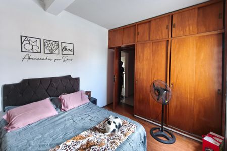 Casa à venda com 190m², 3 quartos e 3 vagas Casa à venda com 190m², 3 quartos e 3 vagasQuarto Suíte