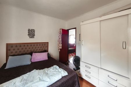 Casa à venda com 190m², 3 quartos e 3 vagas Casa à venda com 190m², 3 quartos e 3 vagasQuarto 2