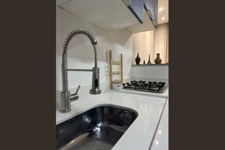 Cozinha de apartamento para alugar com 2 quartos, 35m² em Barra Funda, São Paulo