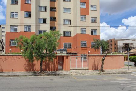Apartamento à venda com 69m², 3 quartos e 1 vagaFachada