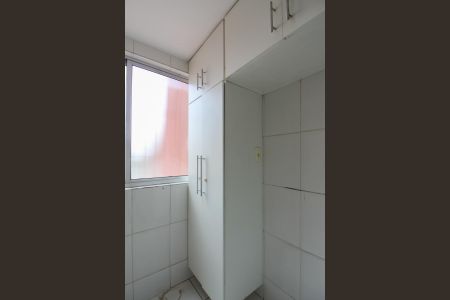 Apartamento à venda com 69m², 3 quartos e 1 vagaÁrea de Serviço