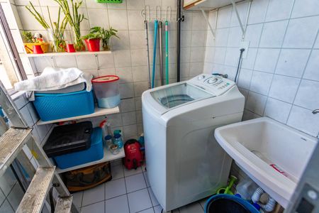 Apartamento à venda com 47m², 2 quartos e 1 vagaÁrea de serviço 