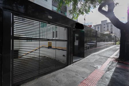 Apartamento à venda com 118m², 2 quartos e 2 vagasFachada