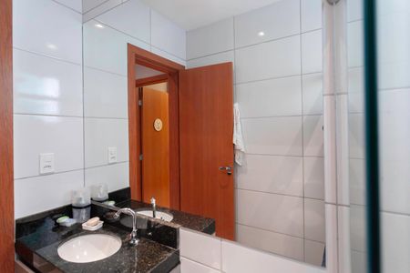 Apartamento à venda com 118m², 2 quartos e 2 vagasBanheiro social