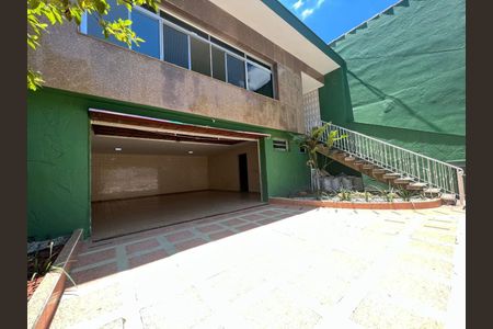Casa à venda com 3 quartos, 262m² em Centro, Diadema