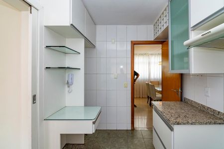 Apartamento à venda com 100m², 3 quartos e 2 vagas Apartamento à venda com 100m², 3 quartos e 2 vagasCozinha