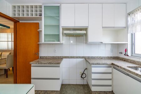 Apartamento à venda com 100m², 3 quartos e 2 vagas Apartamento à venda com 100m², 3 quartos e 2 vagasCozinha