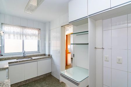 Apartamento à venda com 100m², 3 quartos e 2 vagas Apartamento à venda com 100m², 3 quartos e 2 vagasCozinha