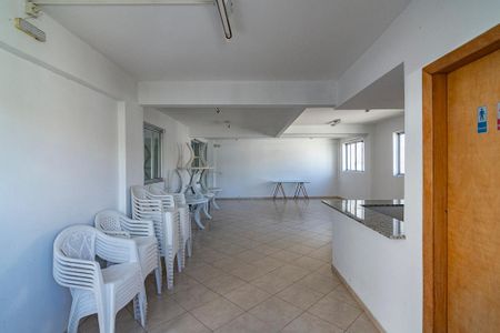 Apartamento à venda com 100m², 3 quartos e 2 vagas Apartamento à venda com 100m², 3 quartos e 2 vagasSalão de Festas