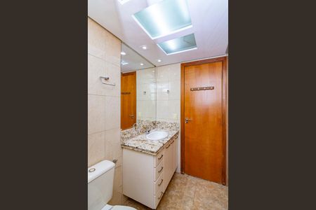 Apartamento à venda com 100m², 3 quartos e 2 vagas Apartamento à venda com 100m², 3 quartos e 2 vagasBanheiro da Suíte