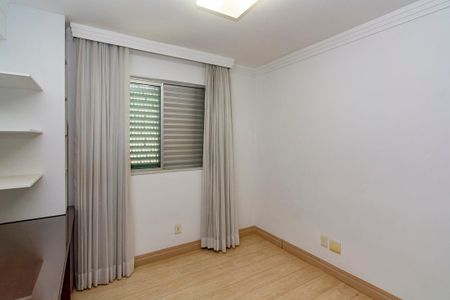 Apartamento à venda com 100m², 3 quartos e 2 vagas Apartamento à venda com 100m², 3 quartos e 2 vagasQuarto 3