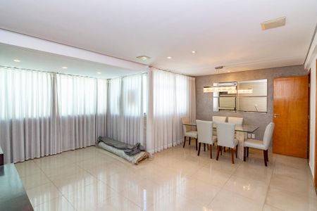 Sala de apartamento à venda com 3 quartos, 100m² em Estoril, Belo Horizonte