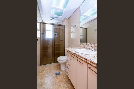 Apartamento à venda com 100m², 3 quartos e 2 vagas Apartamento à venda com 100m², 3 quartos e 2 vagasBanheiro da Suíte