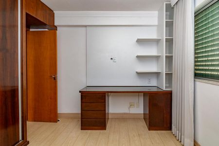 Apartamento à venda com 100m², 3 quartos e 2 vagas Apartamento à venda com 100m², 3 quartos e 2 vagasQuarto 3