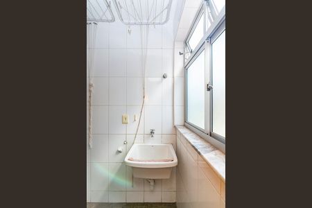 Apartamento à venda com 100m², 3 quartos e 2 vagas Apartamento à venda com 100m², 3 quartos e 2 vagasÁrea de Serviço