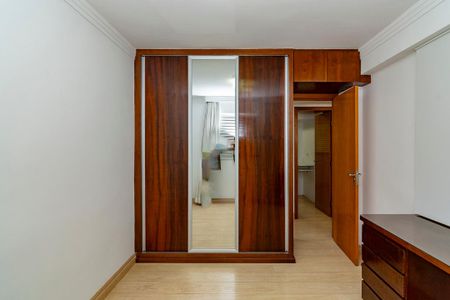 Apartamento à venda com 100m², 3 quartos e 2 vagas Apartamento à venda com 100m², 3 quartos e 2 vagasQuarto 3