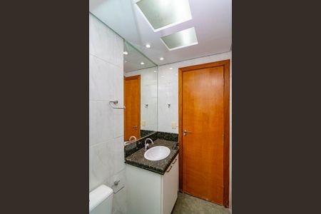 Apartamento à venda com 100m², 3 quartos e 2 vagas Apartamento à venda com 100m², 3 quartos e 2 vagasBanheiro Social