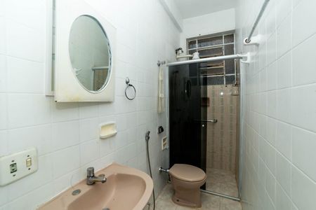 Apartamento para alugar com 120m², 3 quartos e 1 vaga Apartamento para alugar com 120m², 3 quartos e 1 vagaBanheiro da Suíte