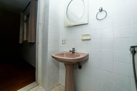 Apartamento para alugar com 120m², 3 quartos e 1 vaga Apartamento para alugar com 120m², 3 quartos e 1 vagaBanheiro da Suíte