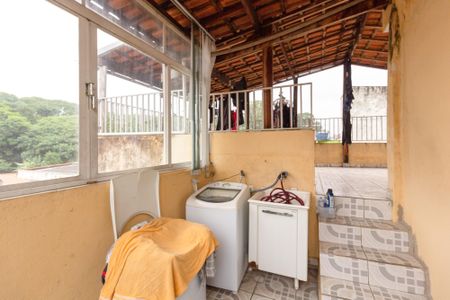 Casa à venda com 242m², 4 quartos e 3 vagasCasa 1 - Area de serviço 1