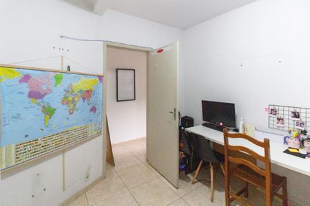 Casa à venda com 242m², 4 quartos e 3 vagasCasa 2 - Quarto 1