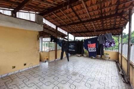 Casa à venda com 242m², 4 quartos e 3 vagasCasa 1 - Area de serviço 1