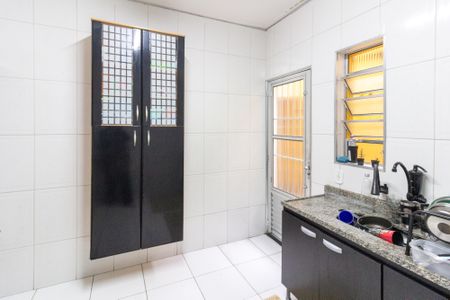 Casa à venda com 242m², 4 quartos e 3 vagasCasa 2 - Cozinha