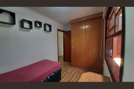 Casa à venda com 3 quartos, 300m² em Jardim Jussara, São Paulo