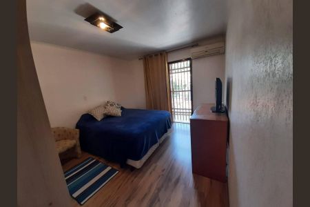 Casa à venda com 3 quartos, 300m² em Jardim Jussara, São Paulo