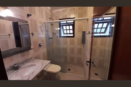 Casa à venda com 300m², 3 quartos e 4 vagas