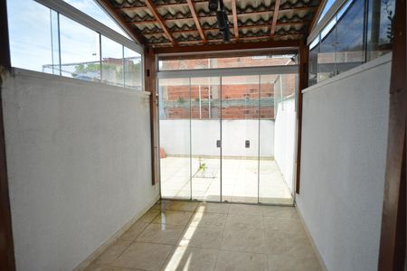 Casa à venda com 78m², 2 quartos e 1 vagaCobertura